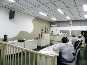 Vereadores aprovam alterações no quadro de funcionários da Saúde Municipal